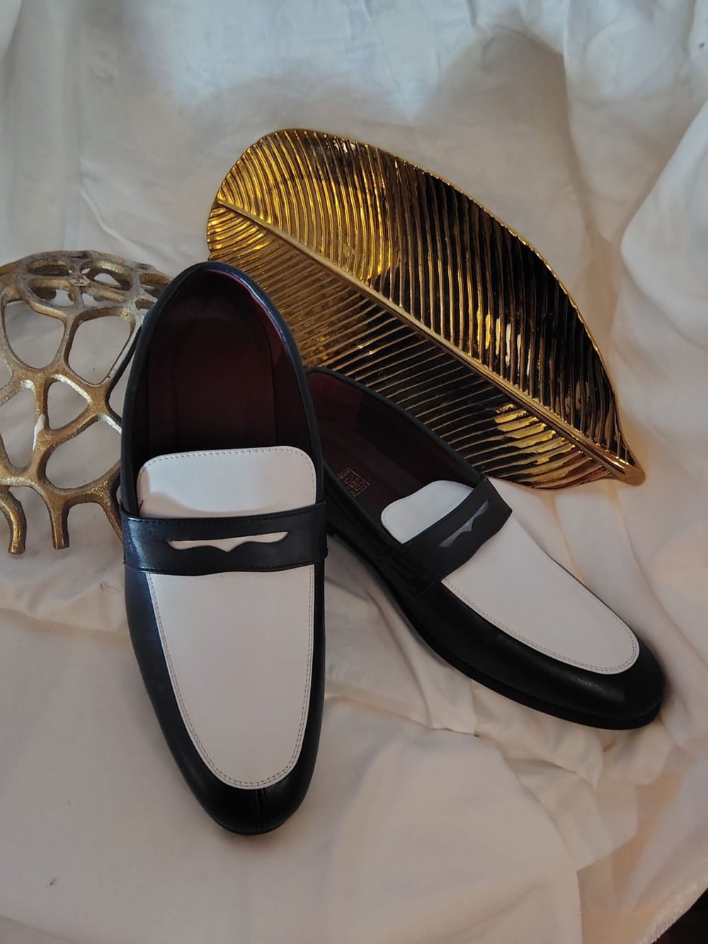 & Other Stories Dark Blue and White Leather Penny Loafers